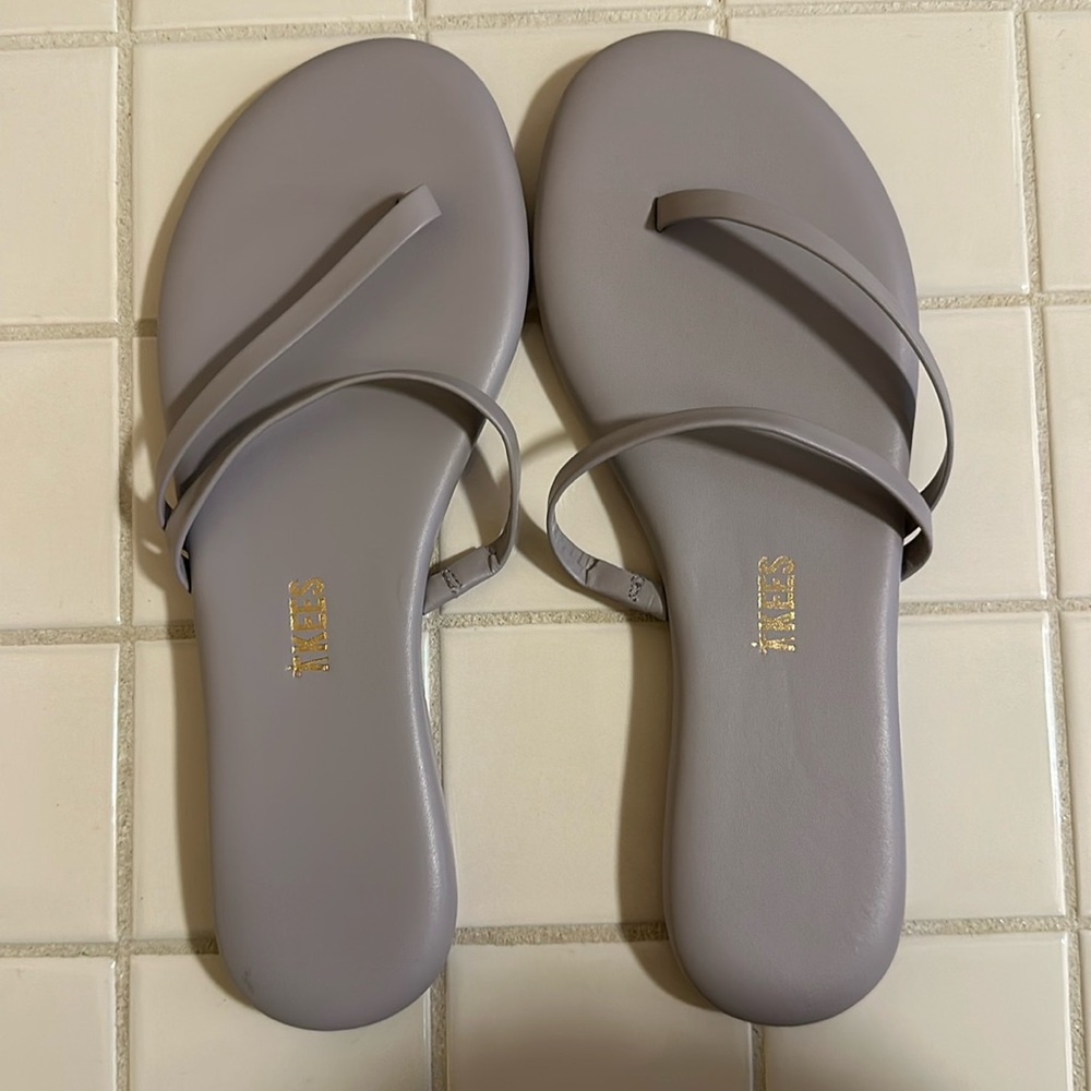 Tkees Sarit Sandals Size 6